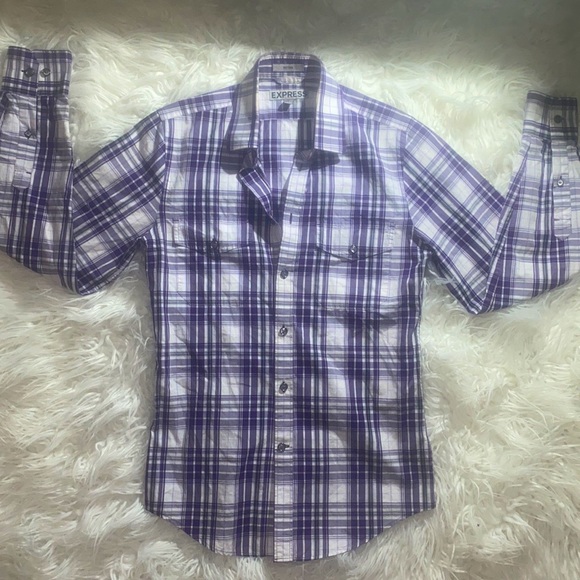 ‼️ Fitted Express Plaid Button Up - Picture 1 of 6